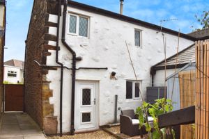 Rear- click for photo gallery